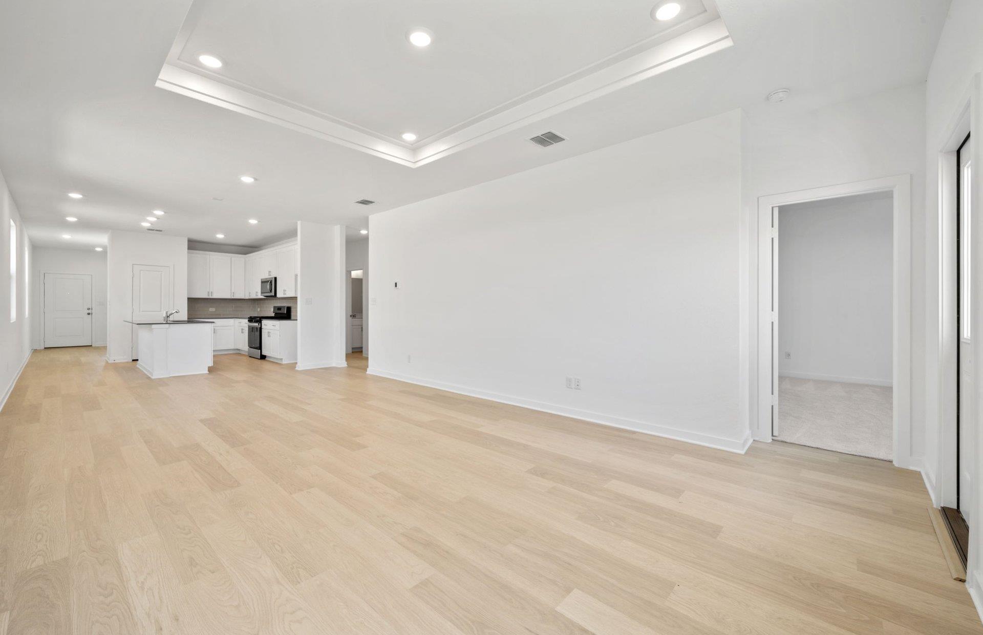 210 Golden Bell Way photo 6