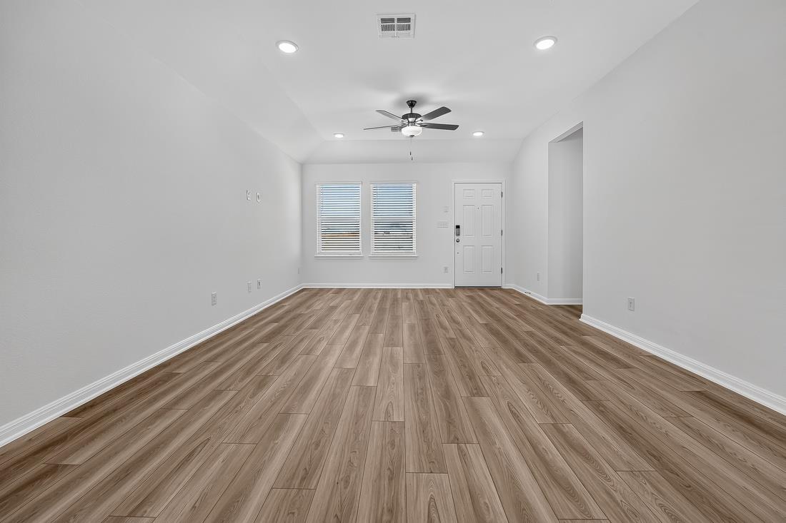 126 Christy St photo 8