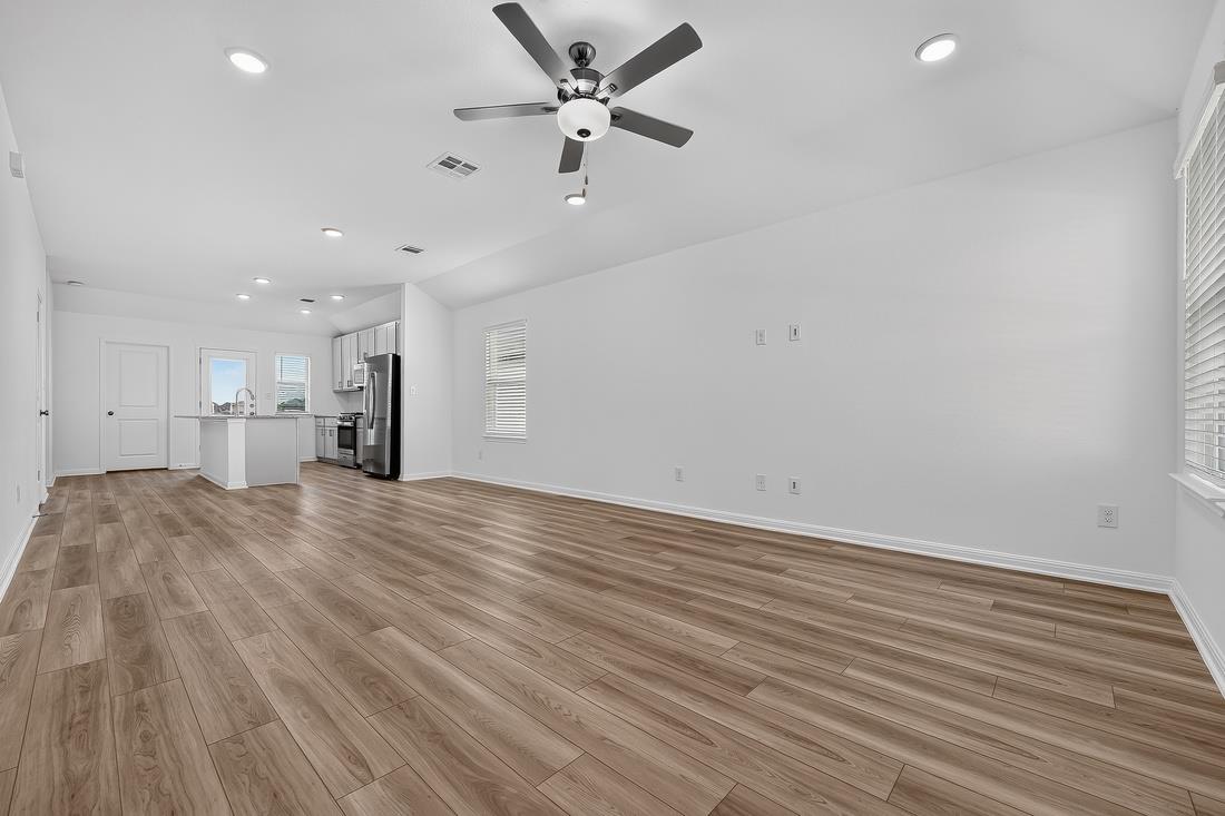 126 Christy St photo 10