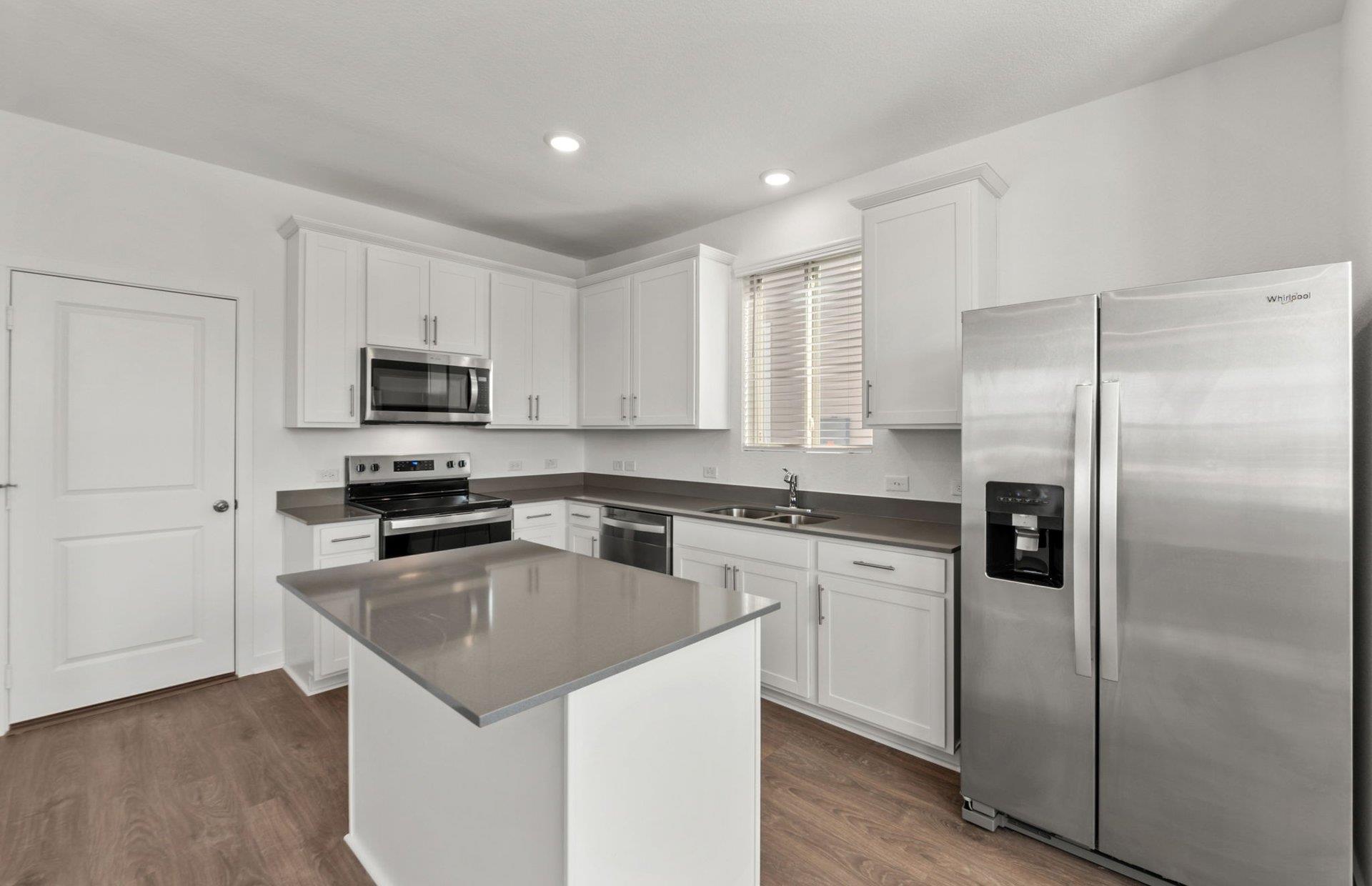 590 Rubber Tree Way photo 4