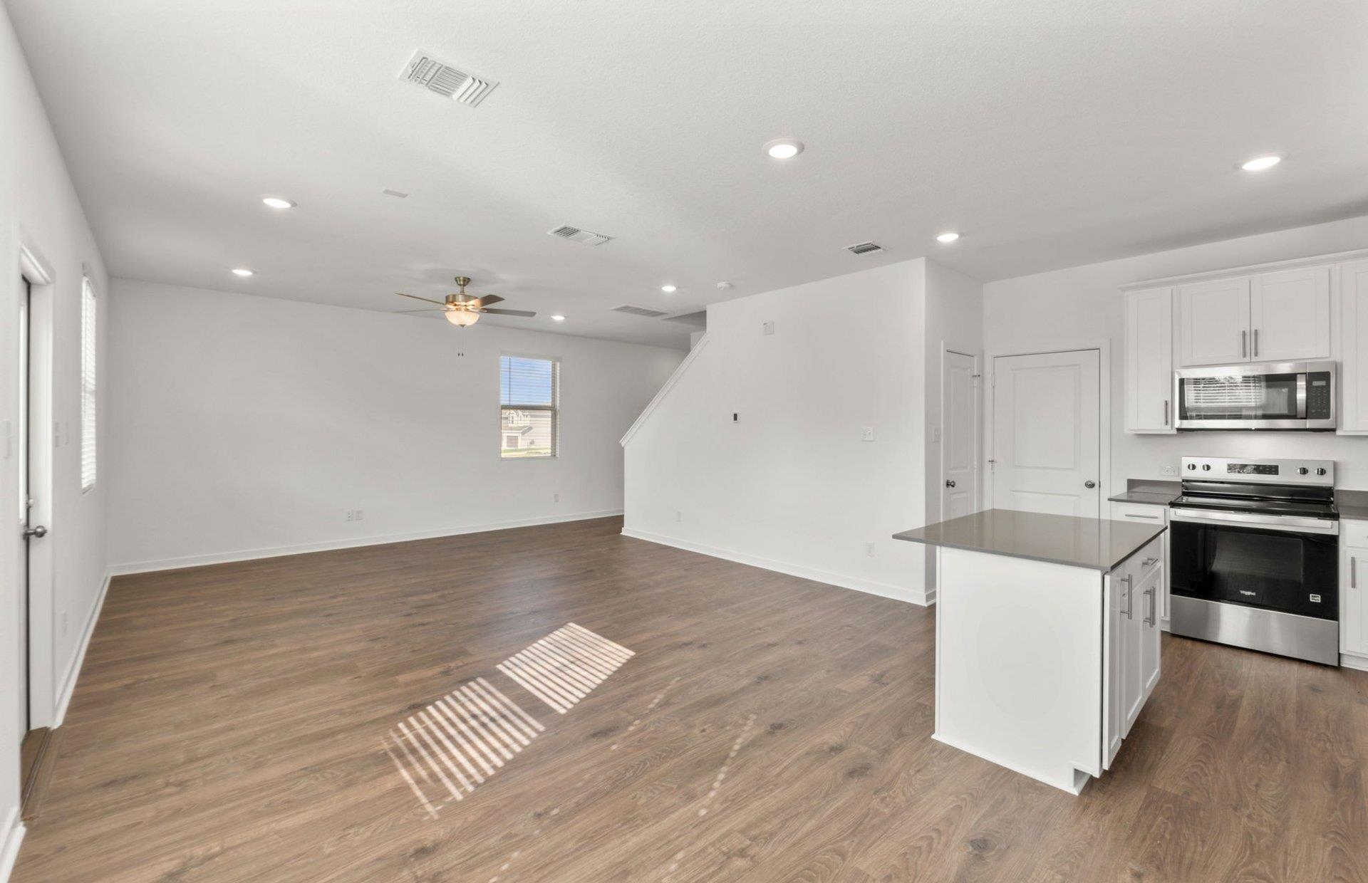 590 Rubber Tree Way photo 6