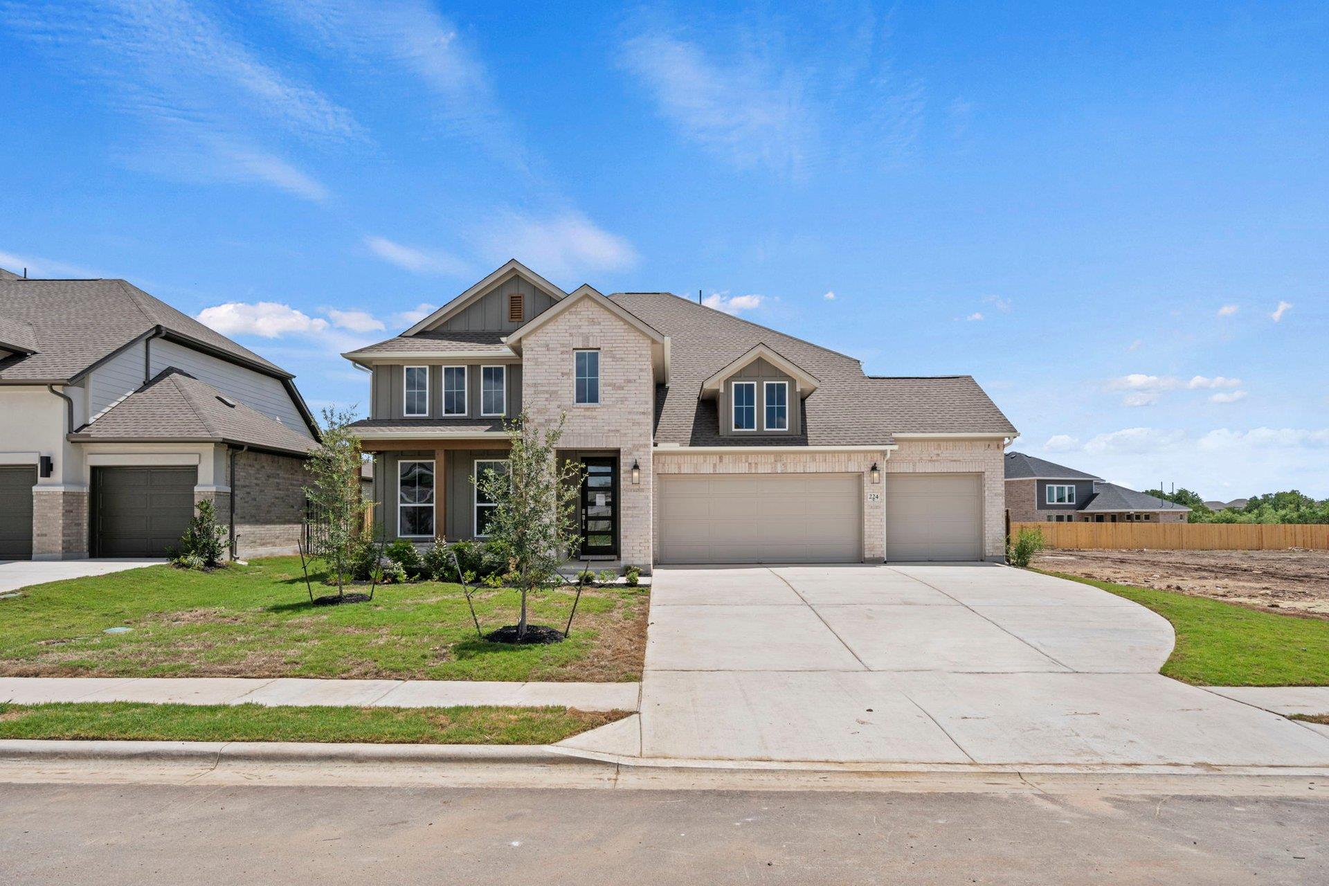 224 Pacific Grove Cir photo 3
