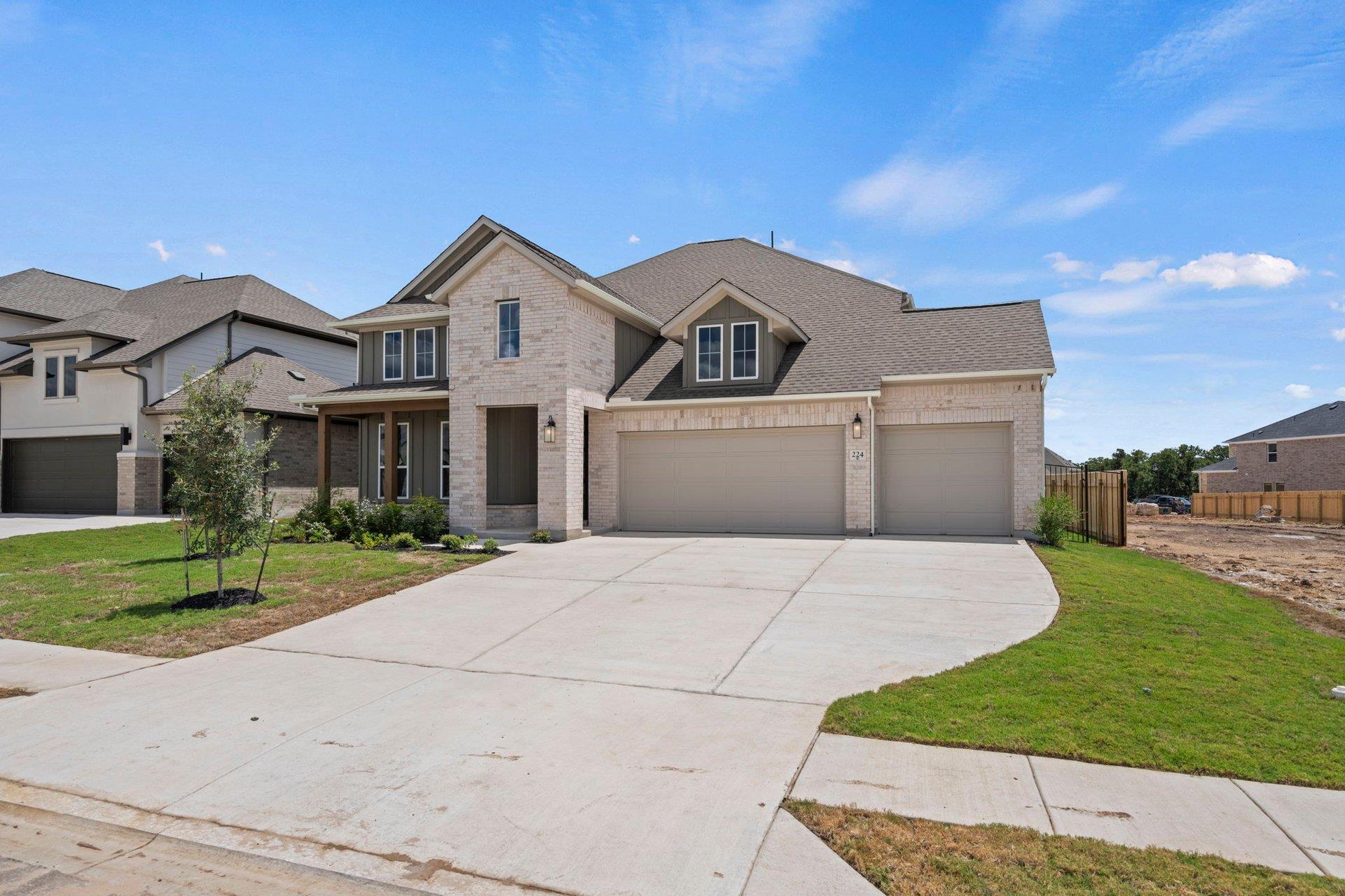 224 Pacific Grove Cir photo 4