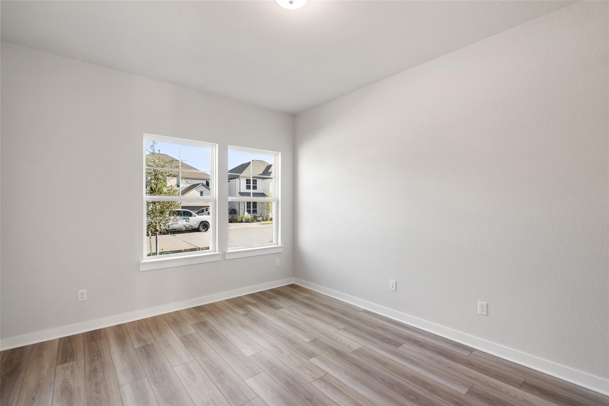 113 McDougall Pass photo 6