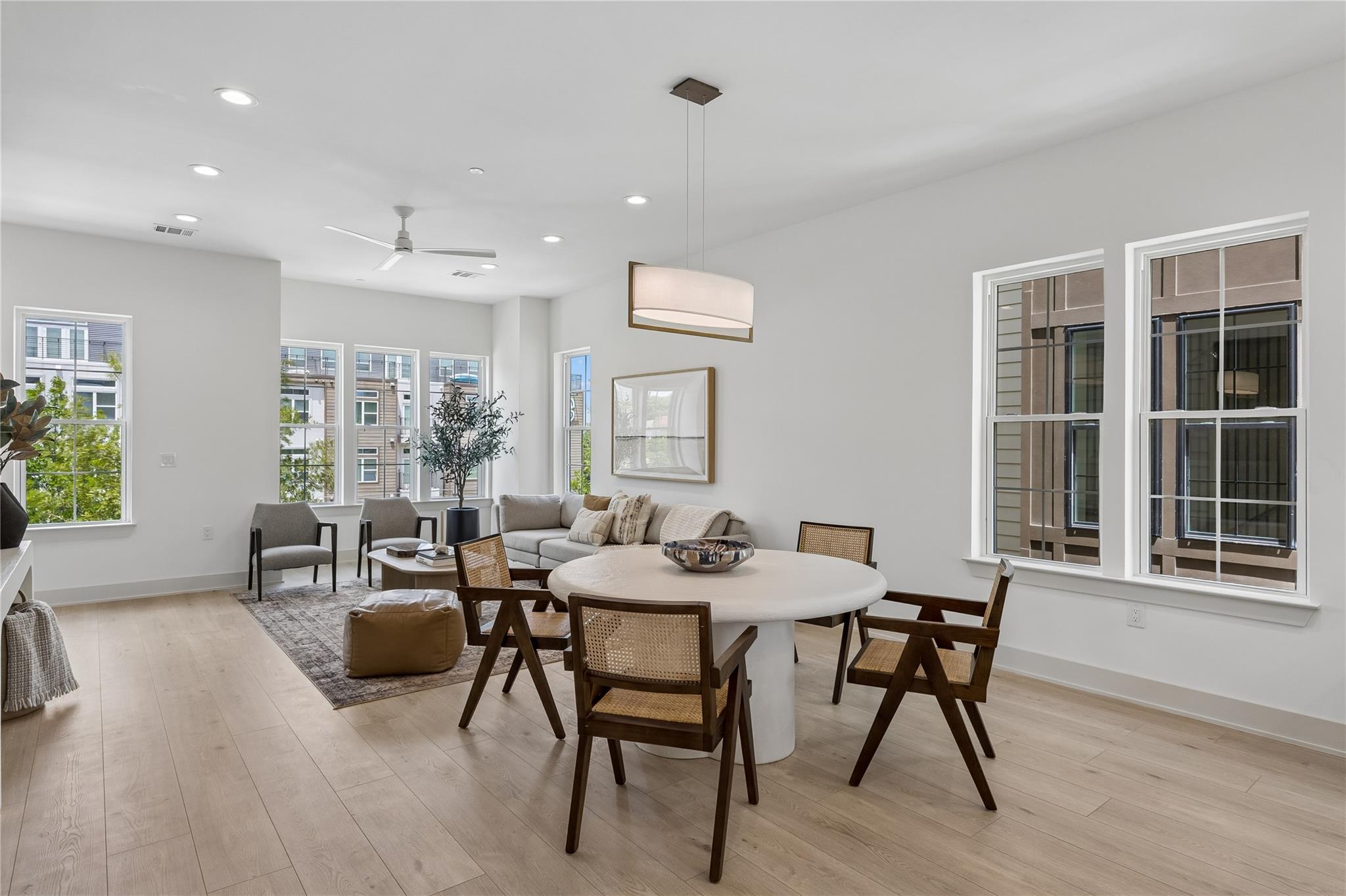 2209 Woodland Ave #203 photo 11