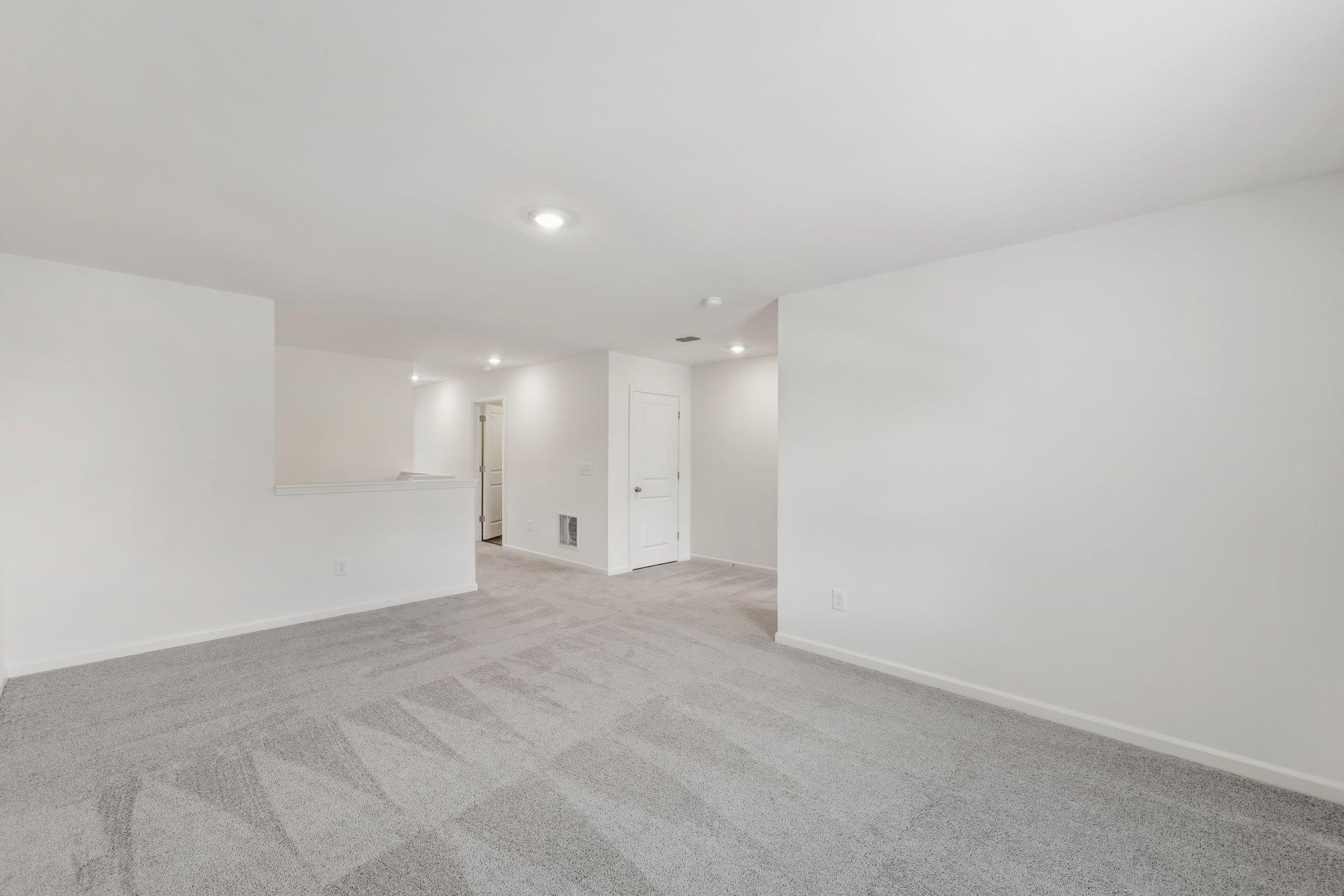 112 Mullen Way photo 6