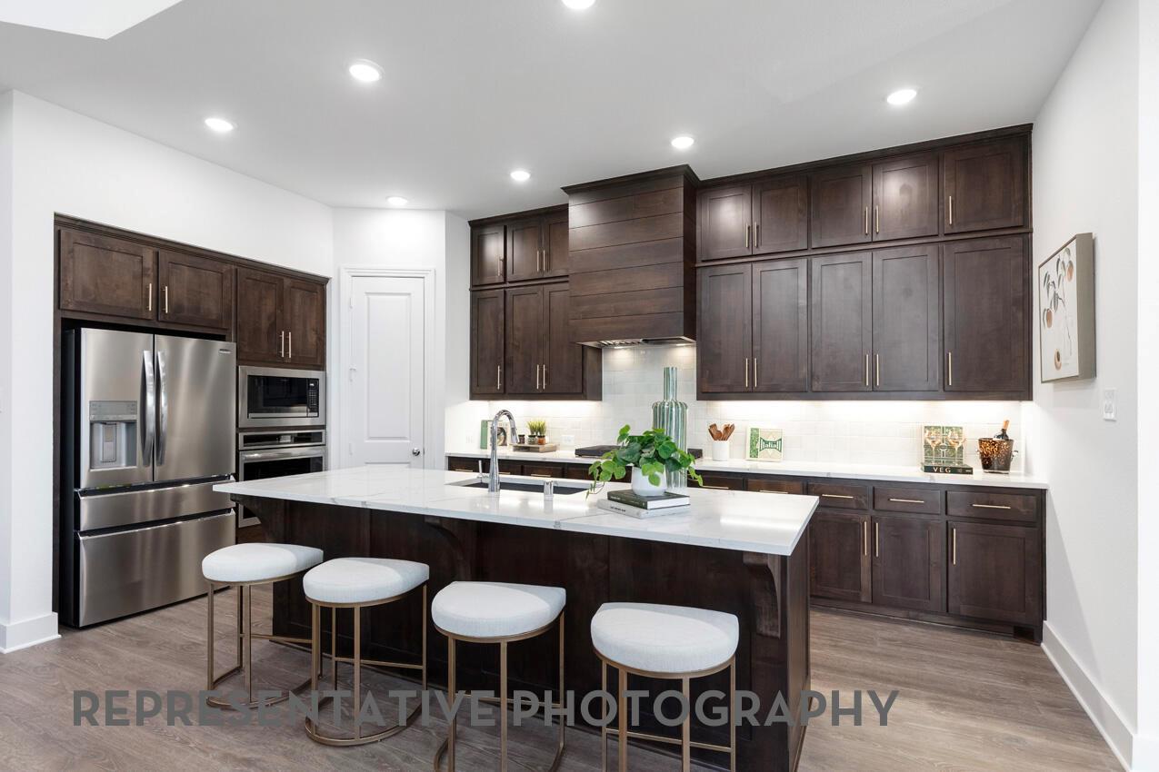 1420 Purple Petunia Ln photo 3