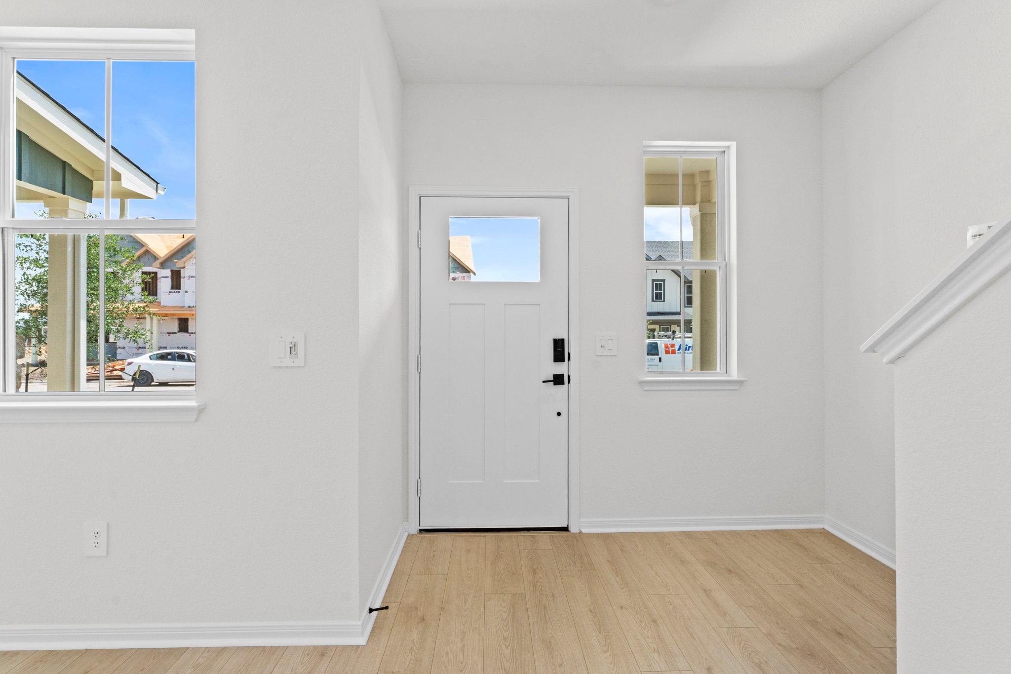 2540 Violet Theo Ln photo 8