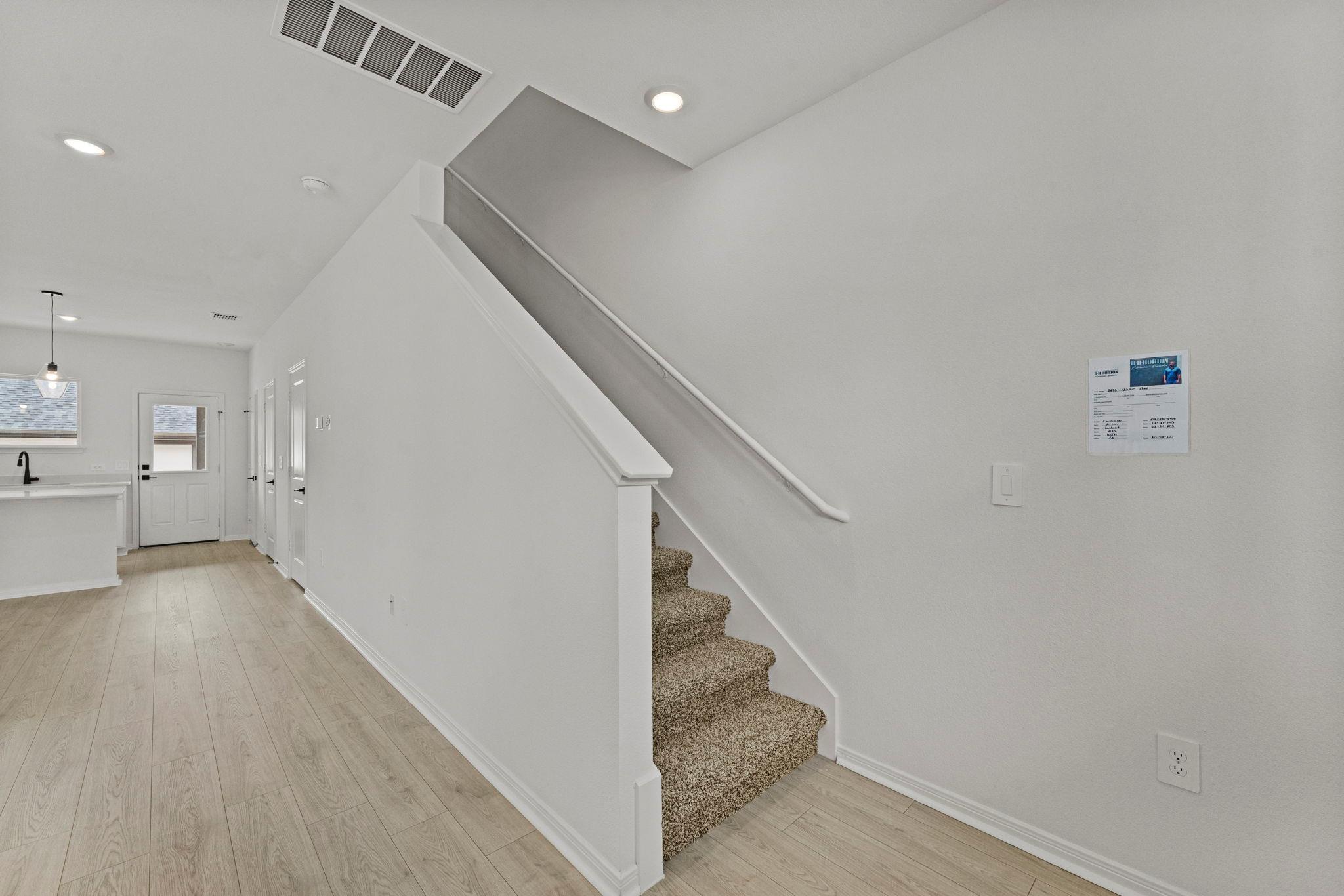 2535 Violet Theo Ln photo 3