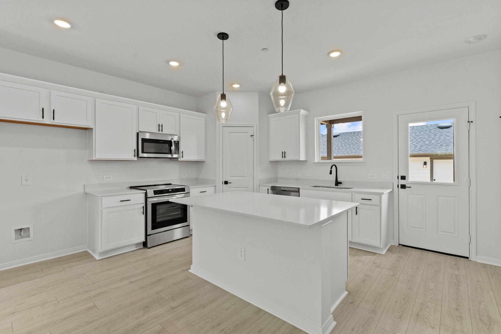 2535 Violet Theo Ln photo 9