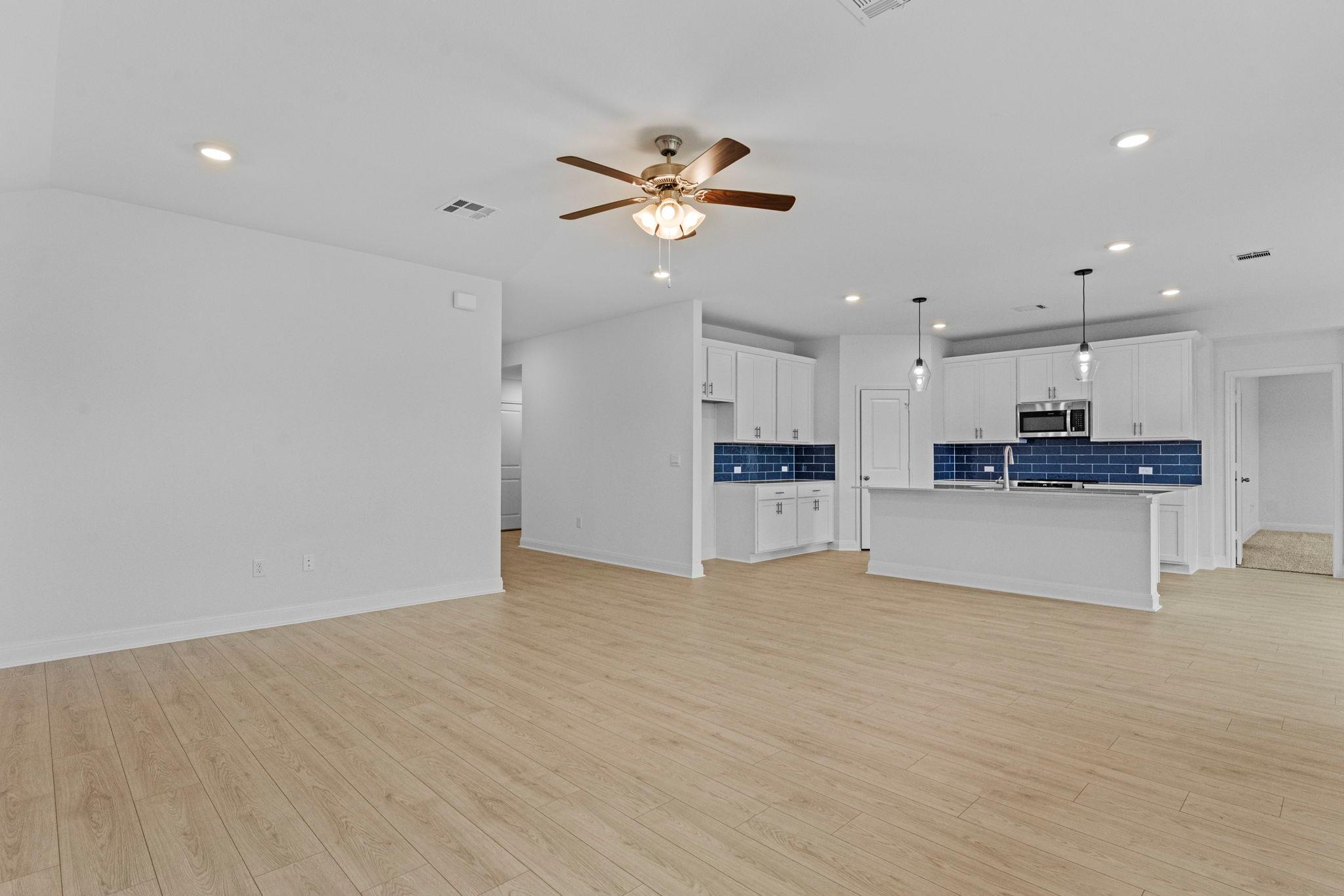 248 Rivers Edge Dr photo 11