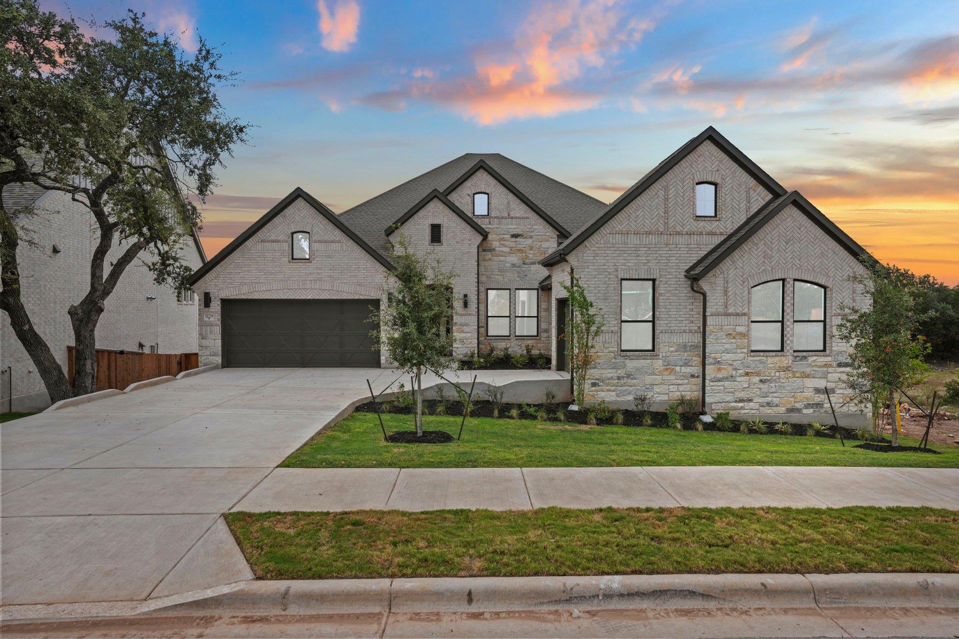 1129 Twisted Tarpley Ln