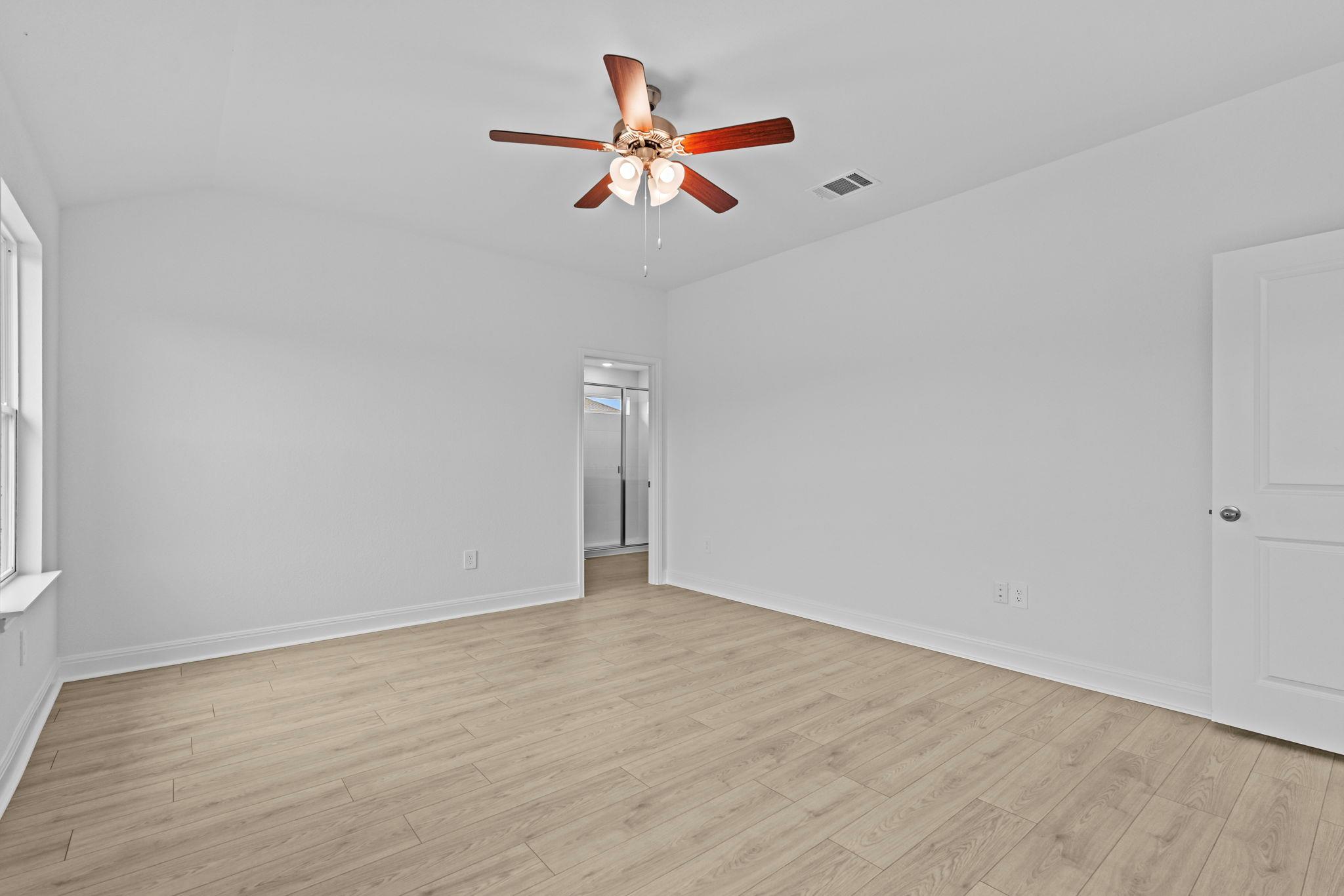 253 Rivers Edge Dr photo 7
