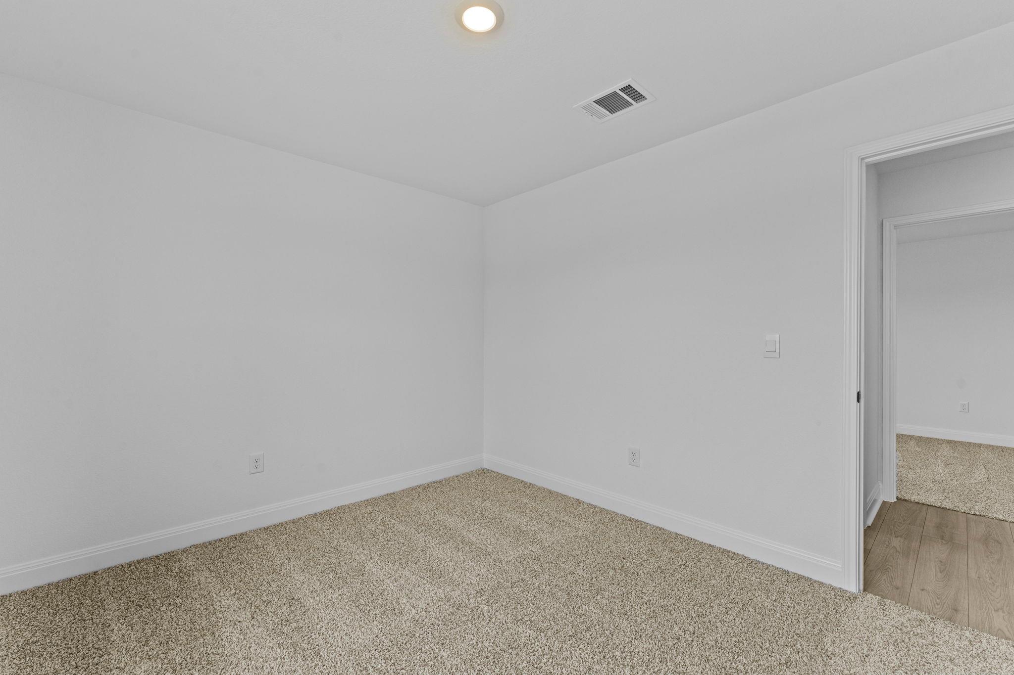 252 Rivers Edge Dr photo 10