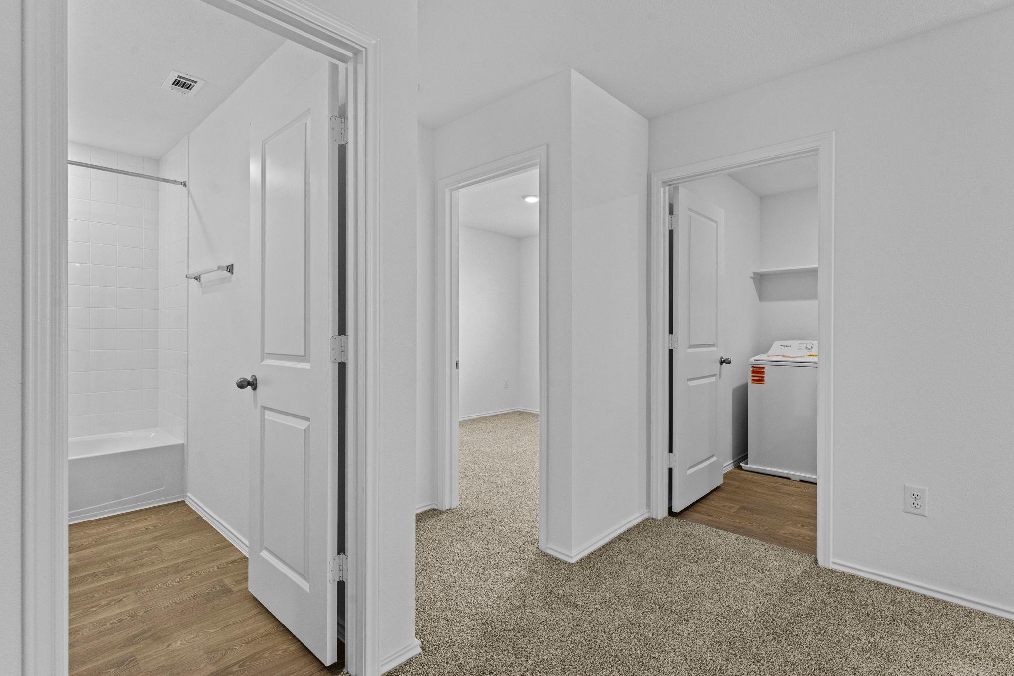 251 Bardwell Way photo 5