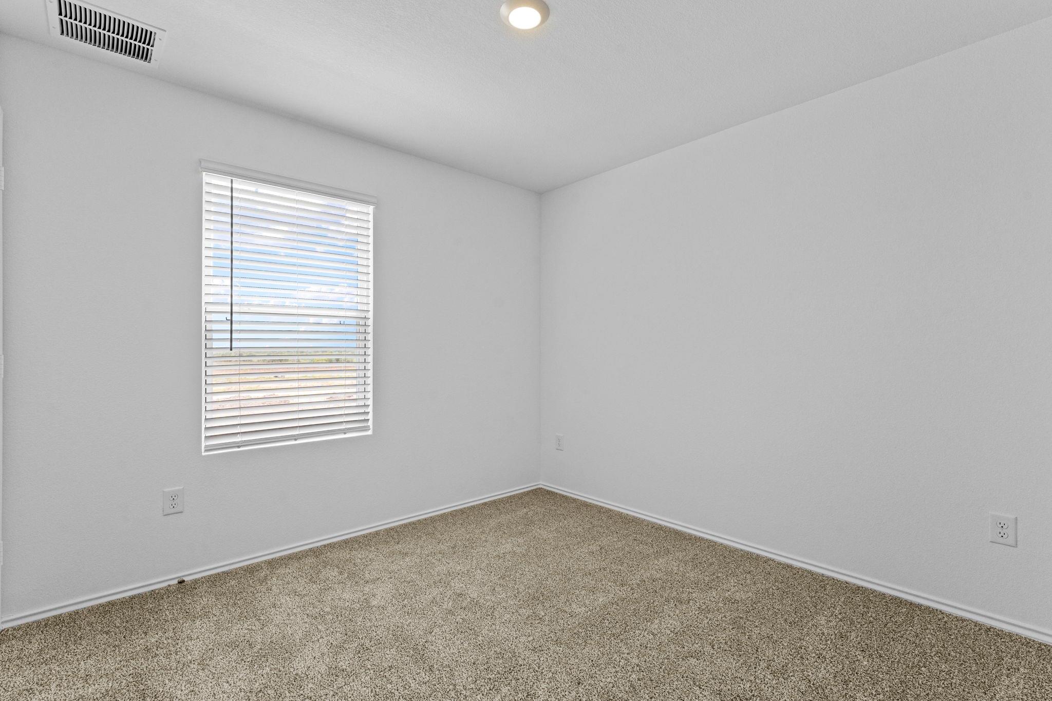 251 Bardwell Way photo 10
