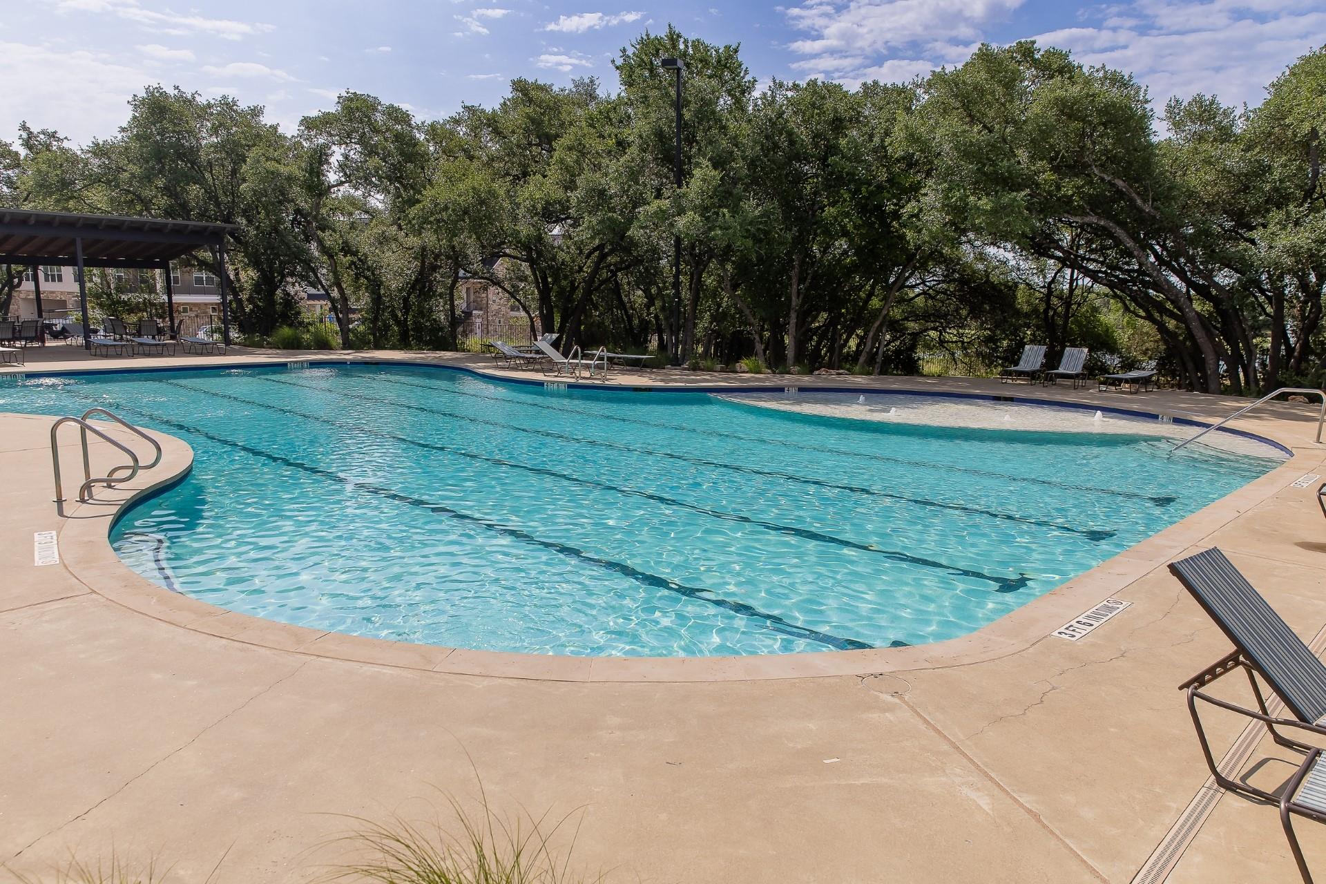1640 Hosanna Grande Way photo 8