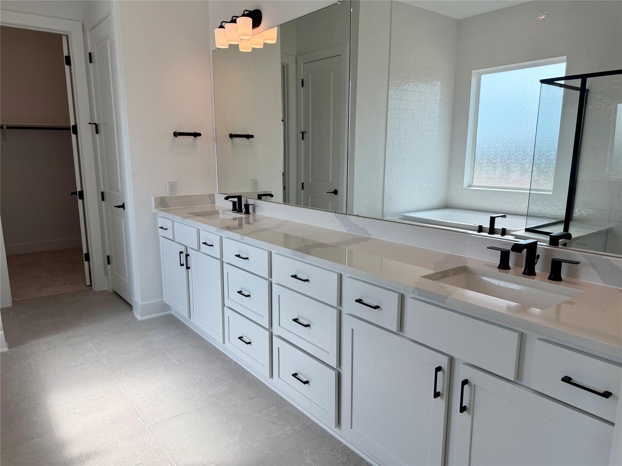 1517 Novara Trl photo 6