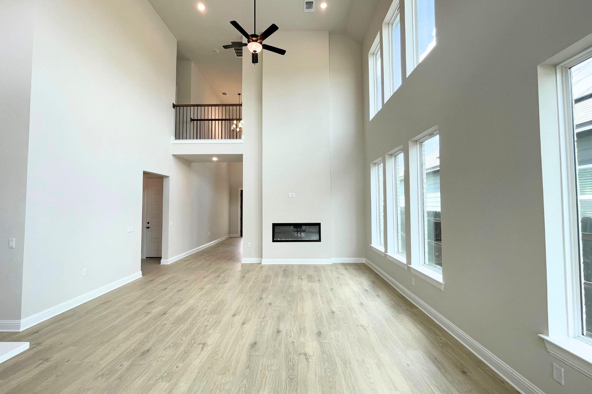 9609 Gladsome Path photo 4