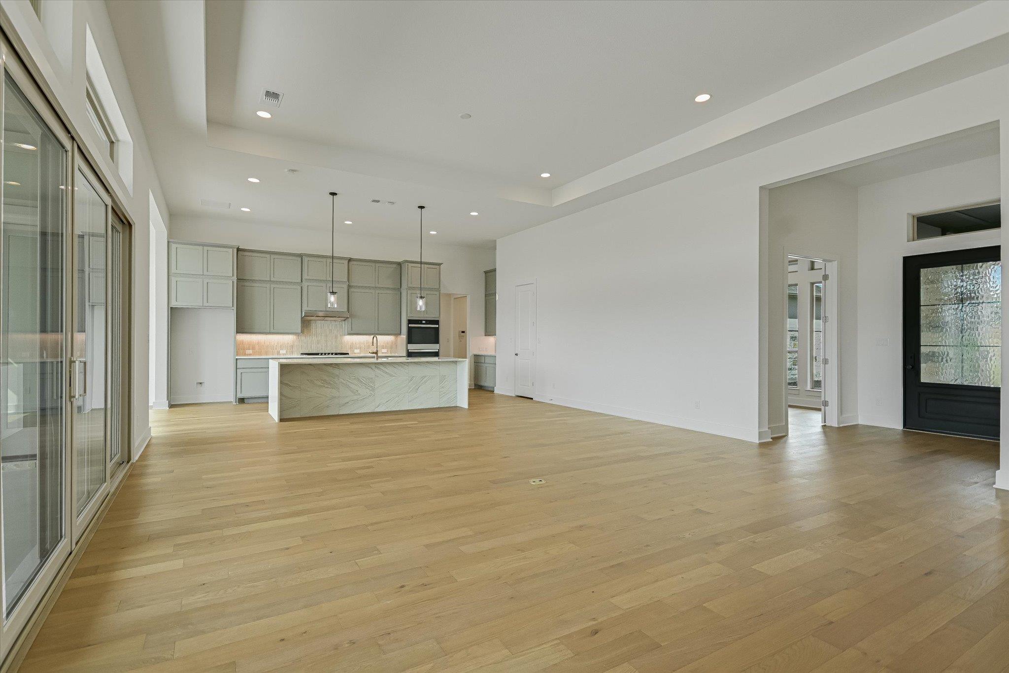 624 Harrison Matthew Ln photo 8