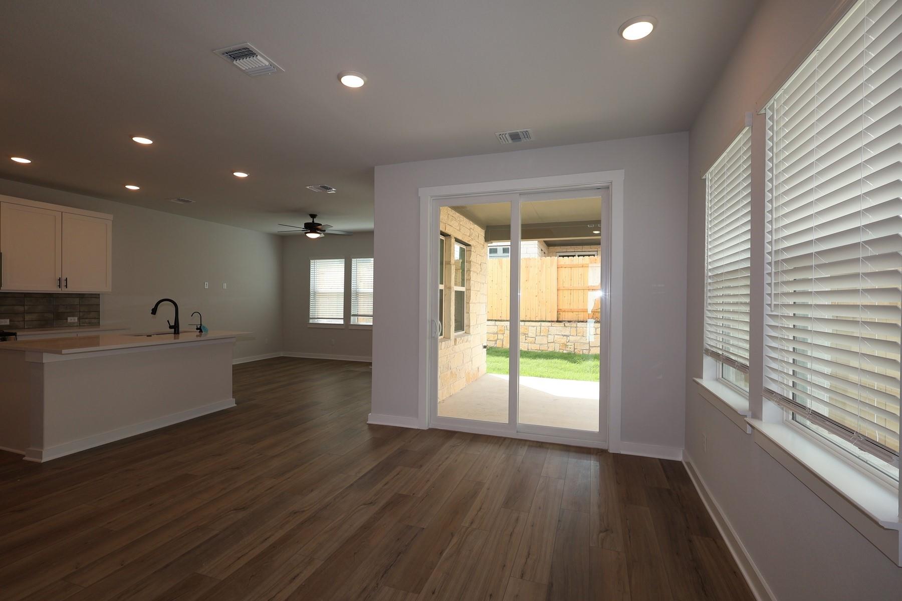 300 Marie Way photo 2