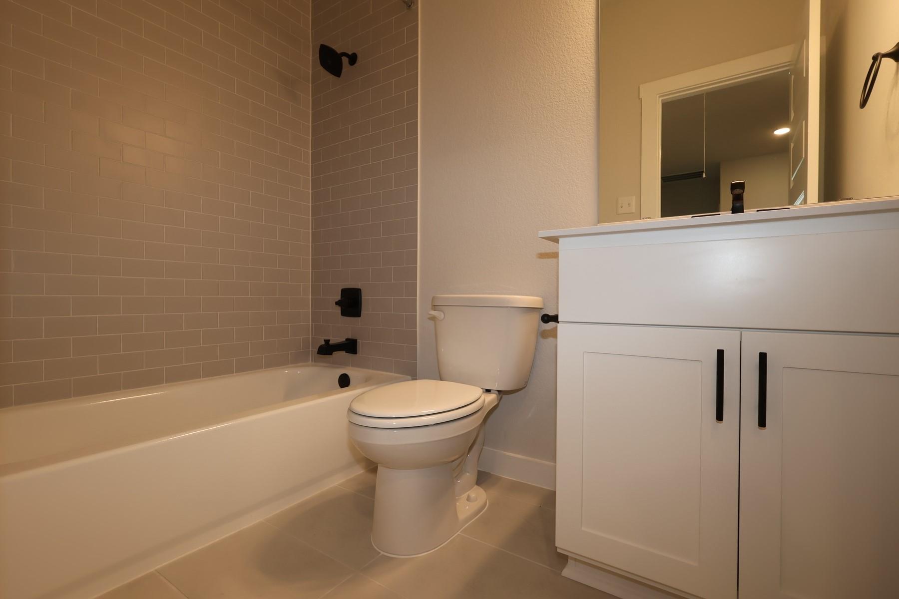 300 Marie Way photo 10