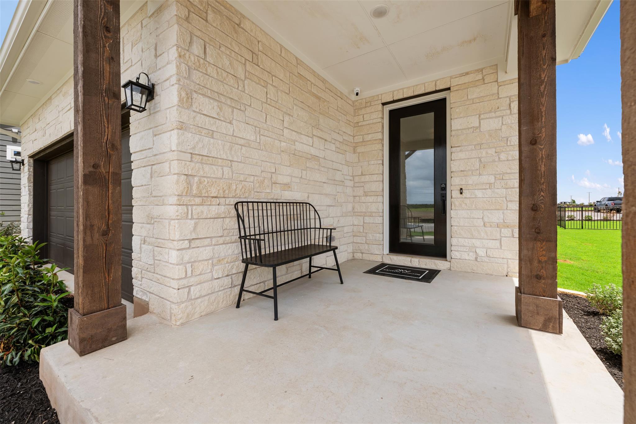 152 Ranier Way photo 4