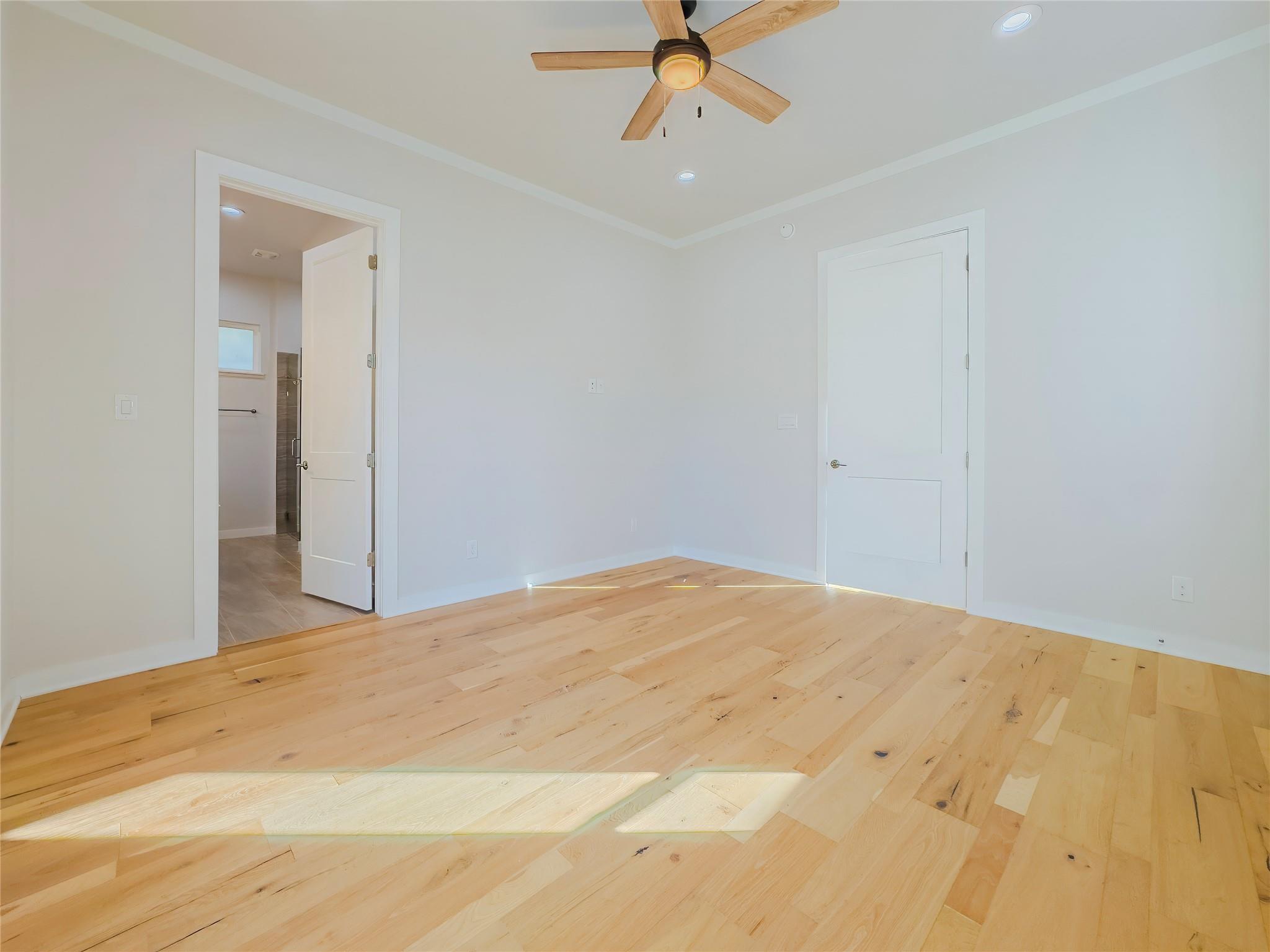 2404 Bruin Dr photo 11