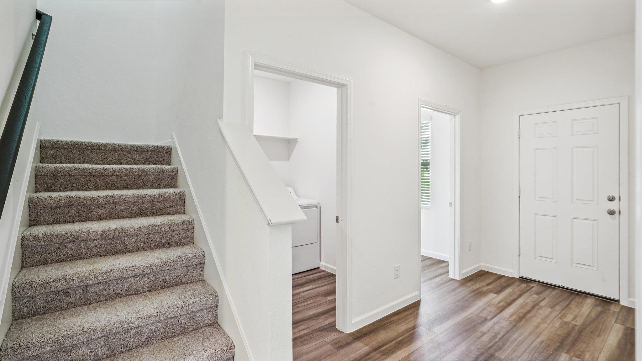 120 Mullen Way photo 4