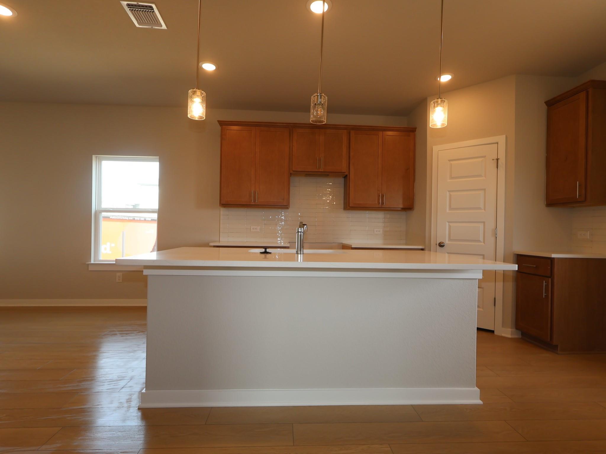547 Bishop Wood Rd photo 4