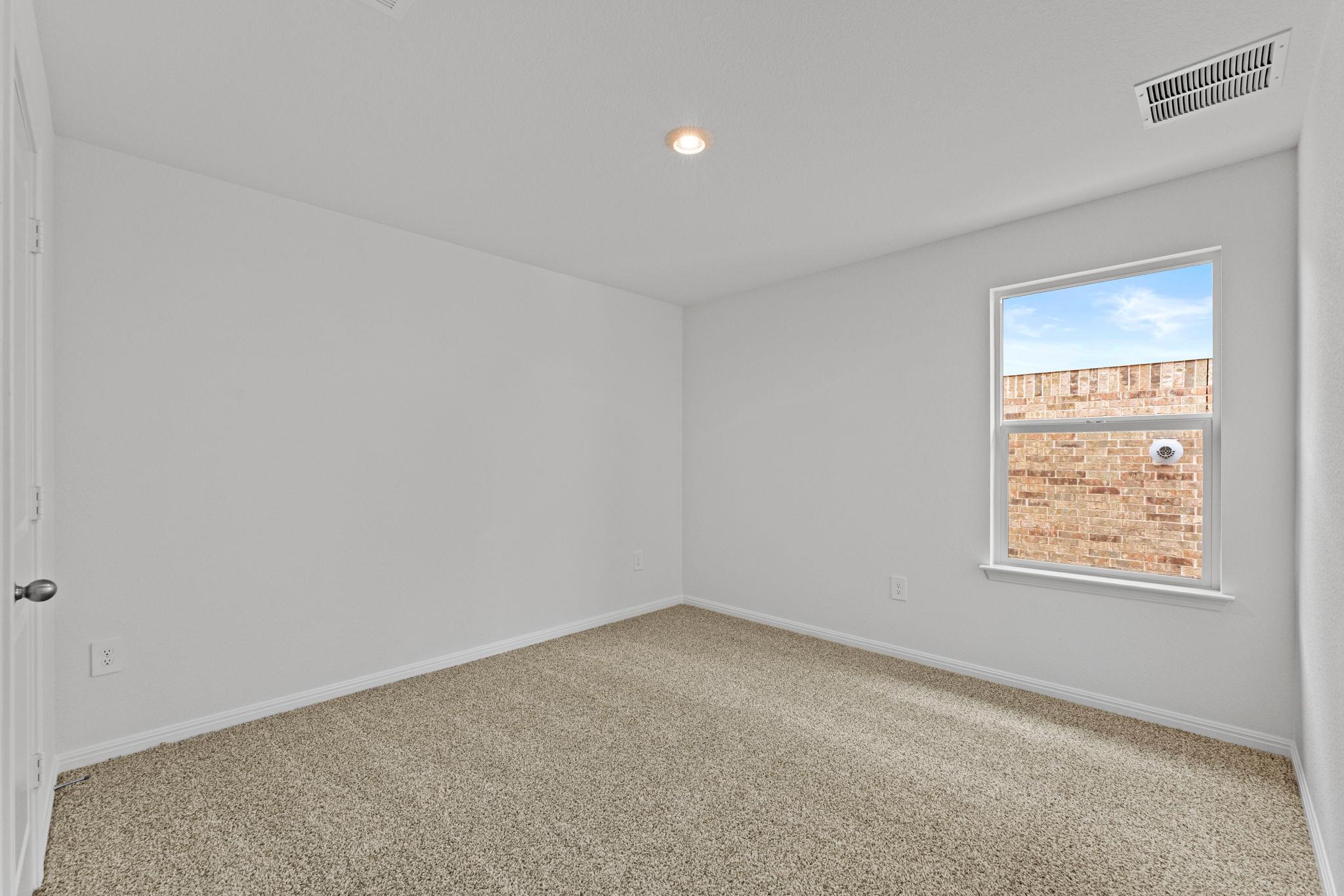 1817 Dandy Brush Dr photo 3