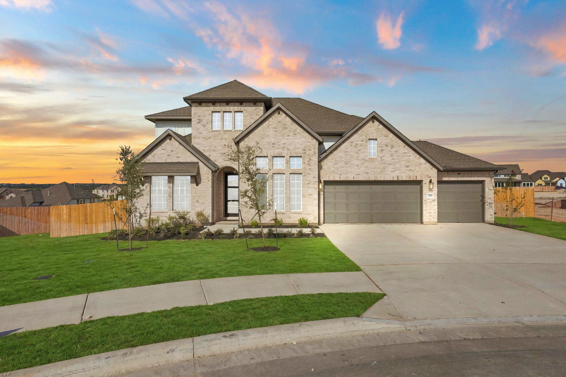 100 Uphill Dr