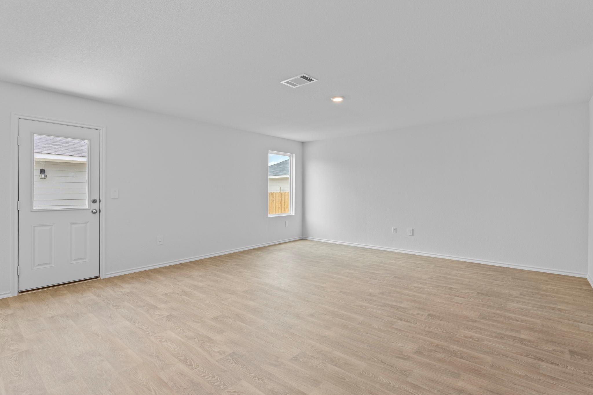 1061 Phantom Hill Blvd photo 12