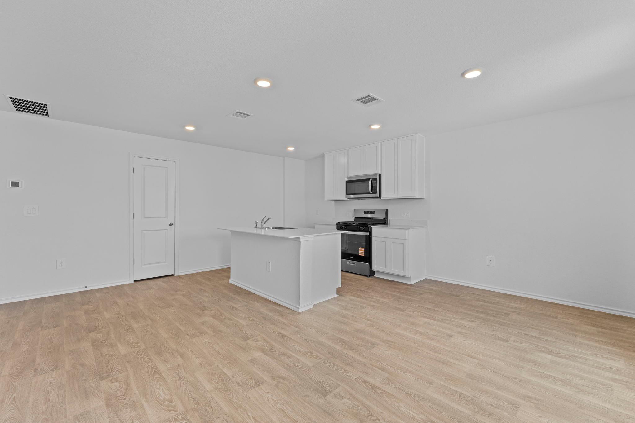 1061 Phantom Hill Blvd photo 9