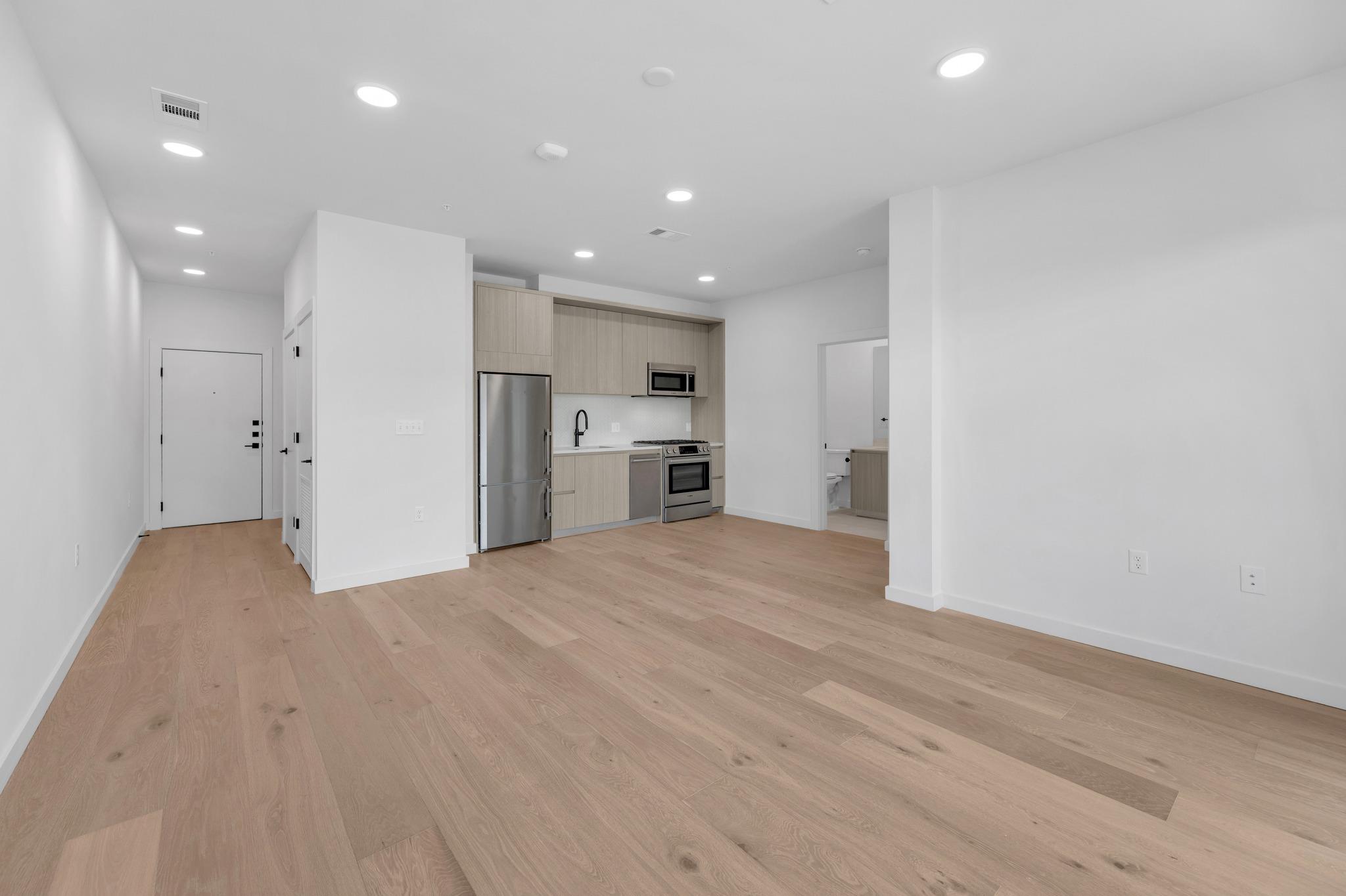 2209 S 1st St #231 photo 4