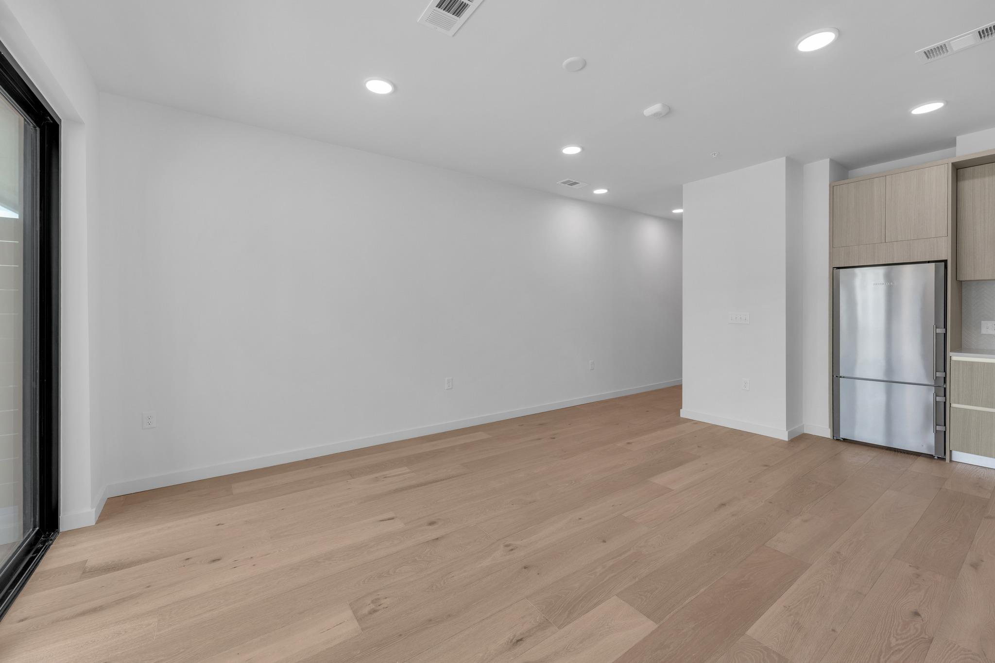 2209 S 1st St #231 photo 9
