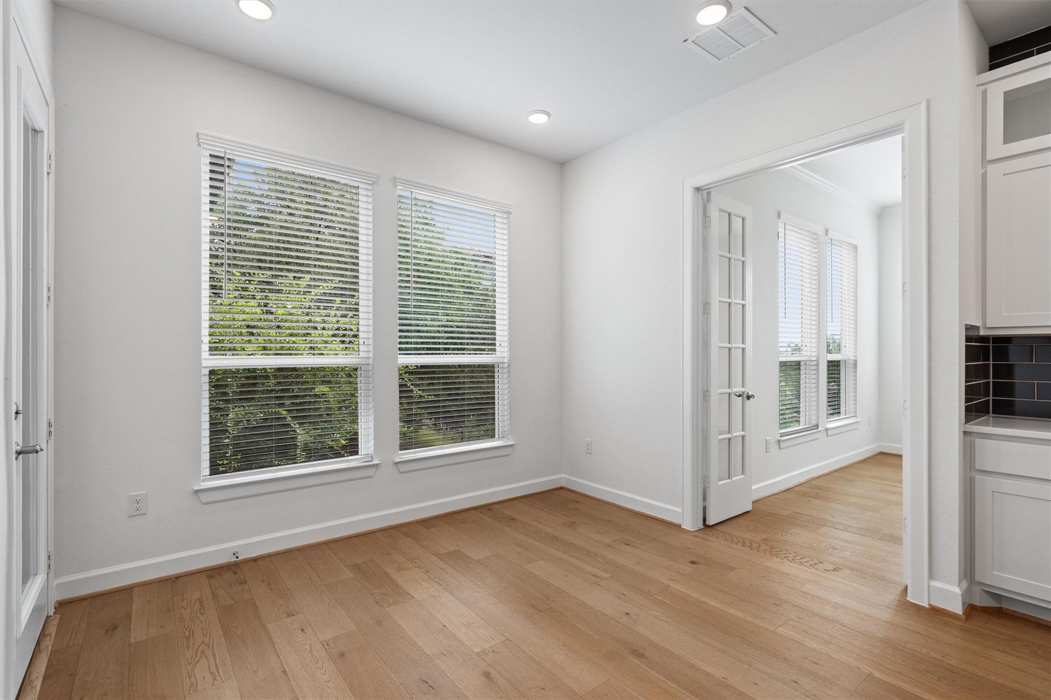 15098 Dorothy Dr photo 9