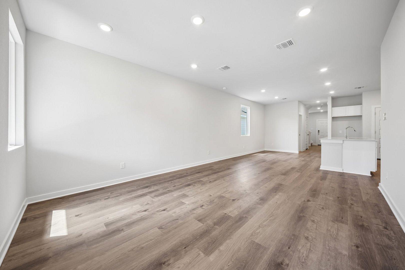 10913 Tallsalt Dr photo 11