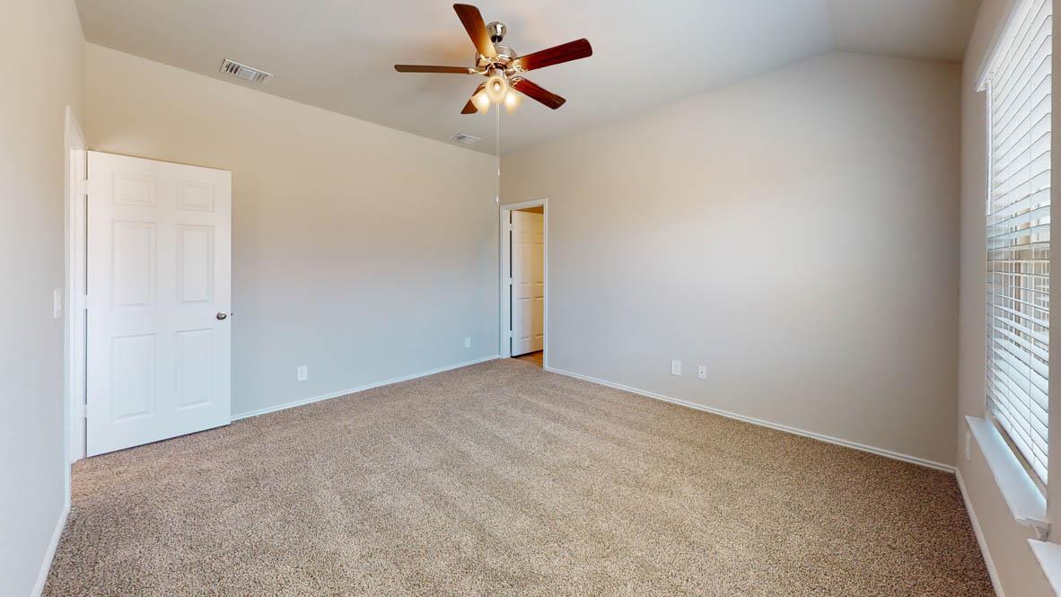 140 Candy St photo 7