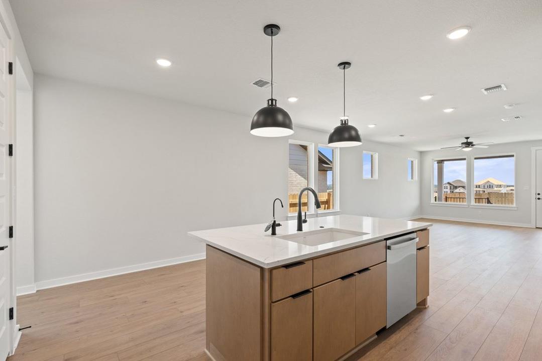 216 High Valley Drive photo 4