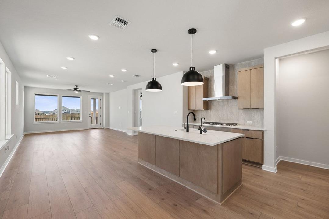 216 High Valley Drive photo 6