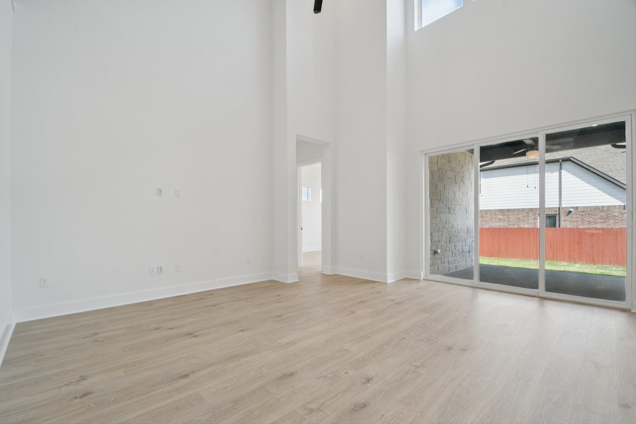 2259 Sarabanda St photo 5
