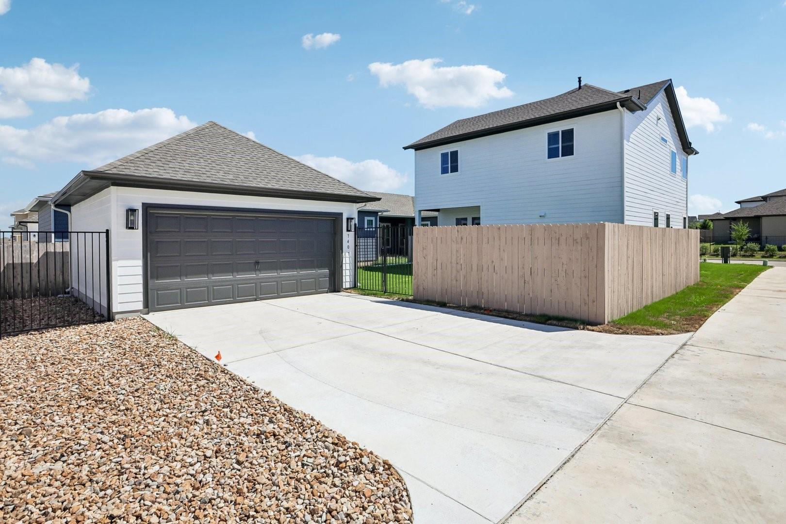 7501 Boyd Haven Dr photo 3