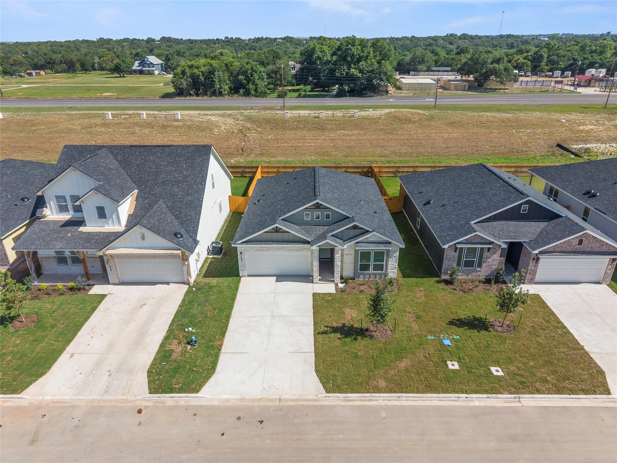 552 Gus Loop photo 5