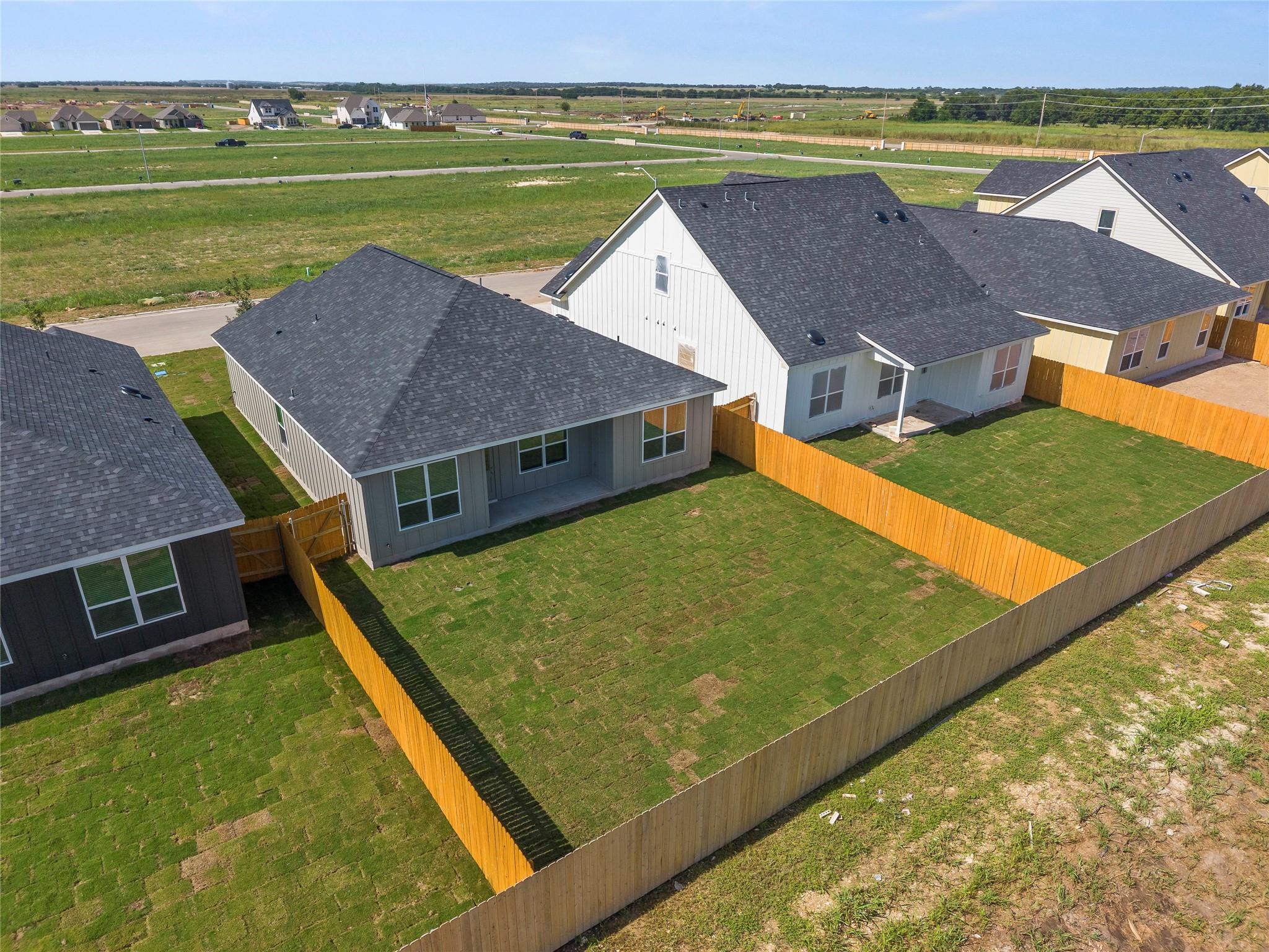552 Gus Loop photo 8