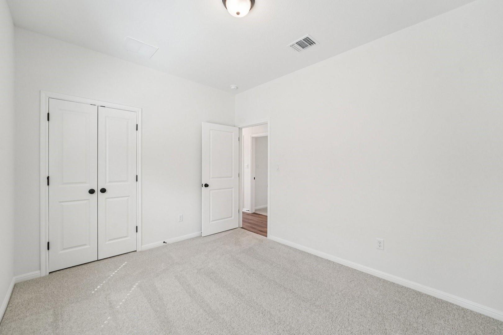 238 Bay Breeze Dr photo 12