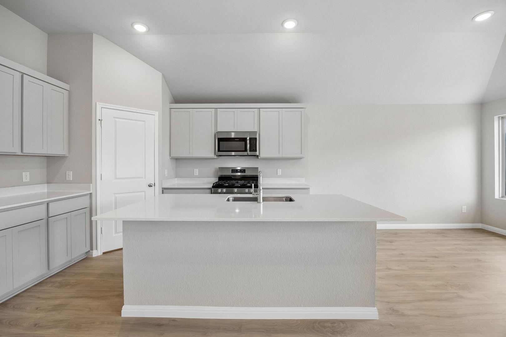 4729 Bridwell photo 12