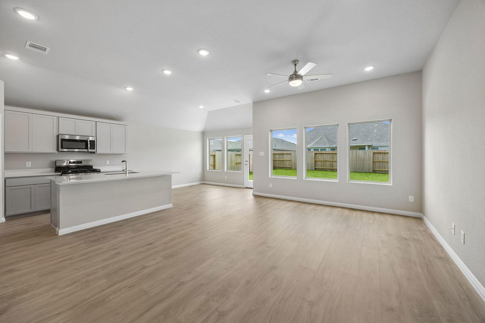 4729 Bridwell photo 5