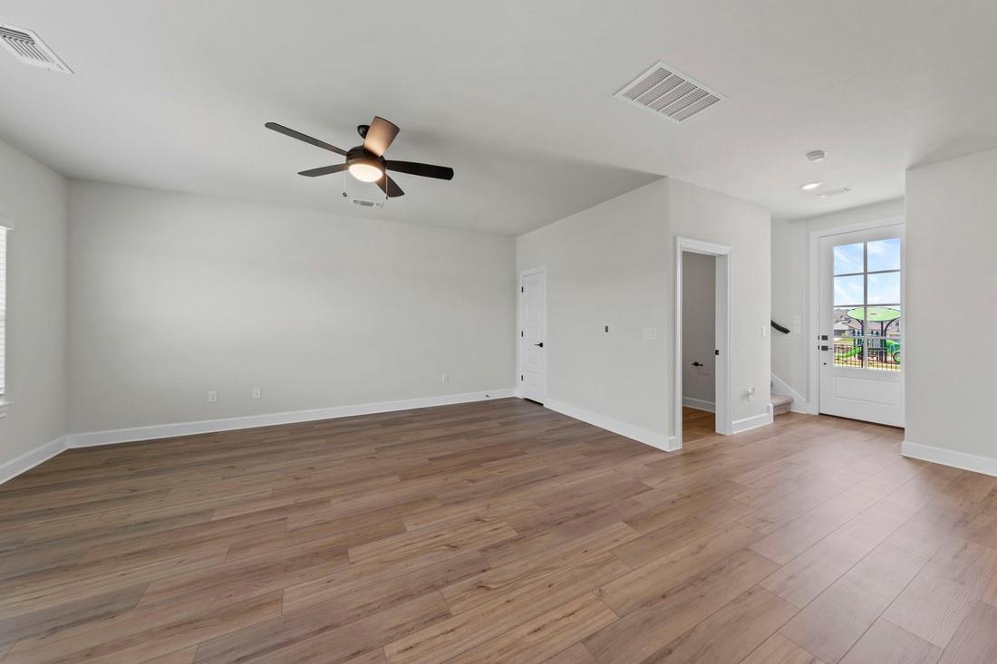 9320 Gladsome Path photo 5