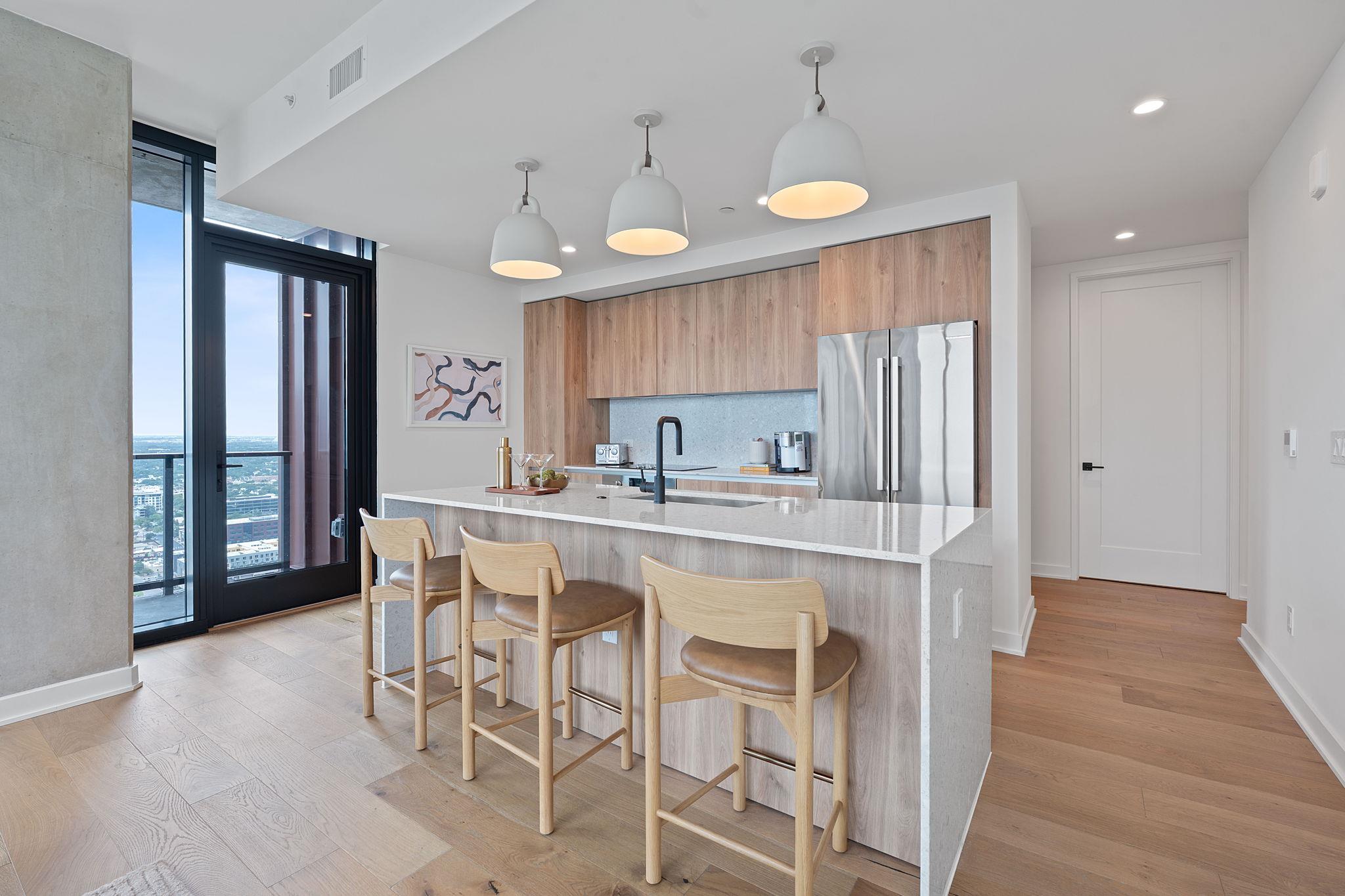 84 East Ave #1401 photo 4